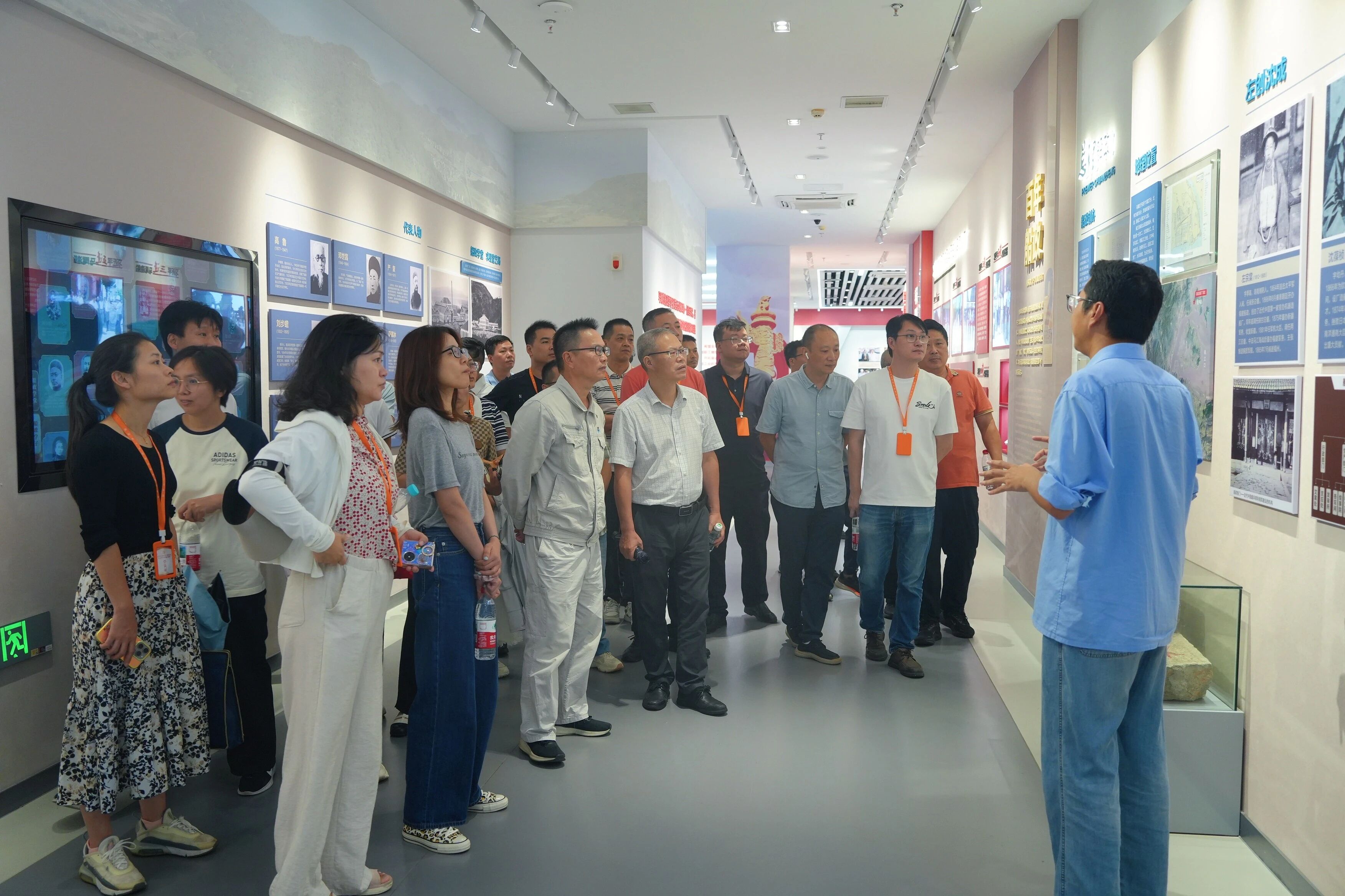 1761791781563558_dee10f81a50af49c6207adcbac1a893f.jpg 1761791781563558_dee10f81a50af49c6207adcbac1a893f.jpg